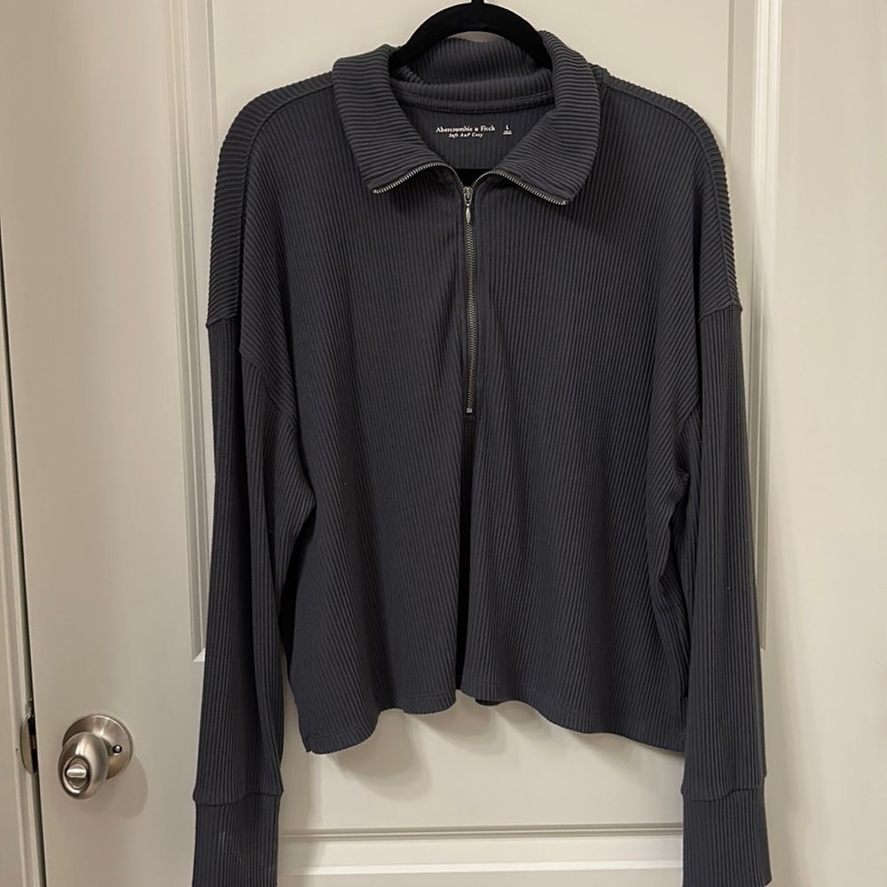 NWOT Abercrombie quarter zip ribbed sweater